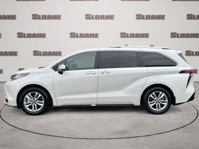 2025 Toyota Sienna Limited 7 Passenger