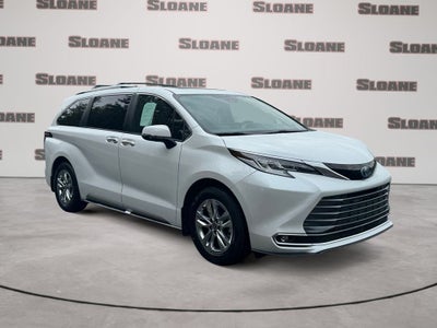 2025 Toyota Sienna Limited 7 Passenger