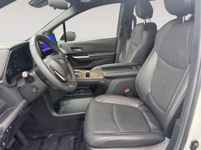 2025 Toyota Sienna Limited 7 Passenger