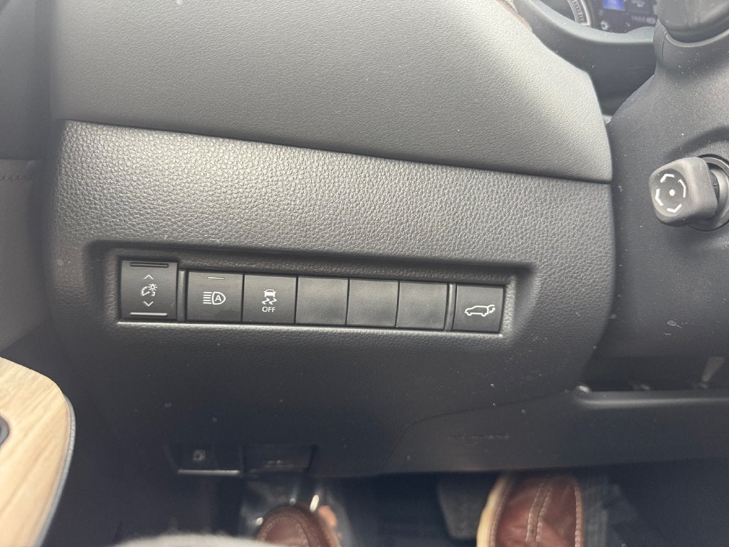 2023 Toyota Venza XLE