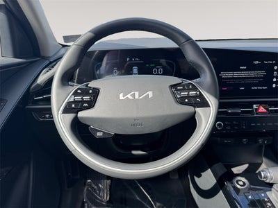 2023 Kia Niro EX