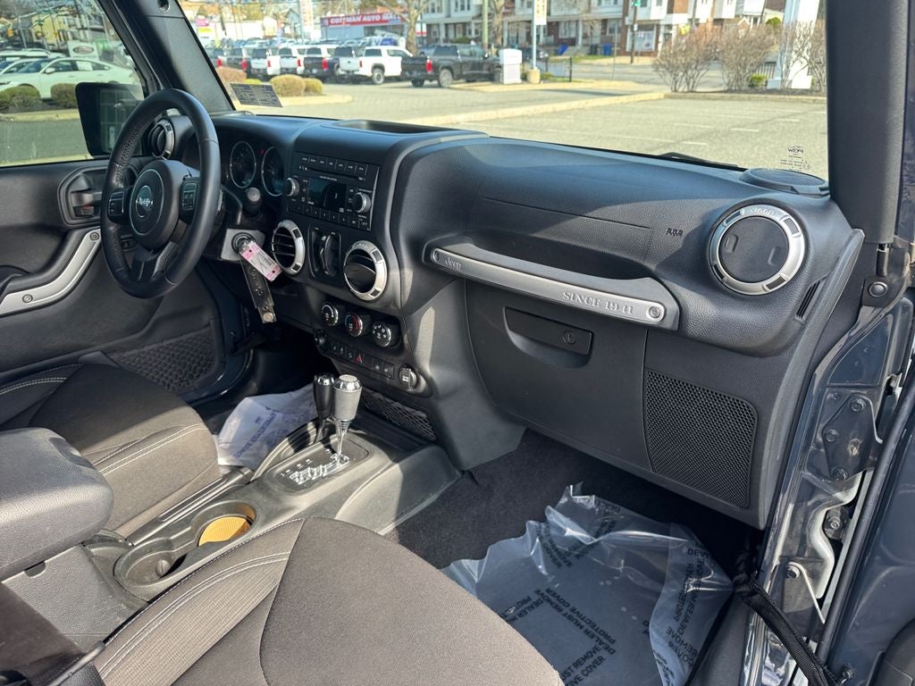 2017 Jeep Wrangler Unlimited Sahara