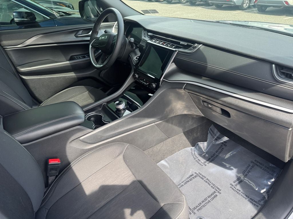 2024 Jeep Grand Cherokee L Laredo