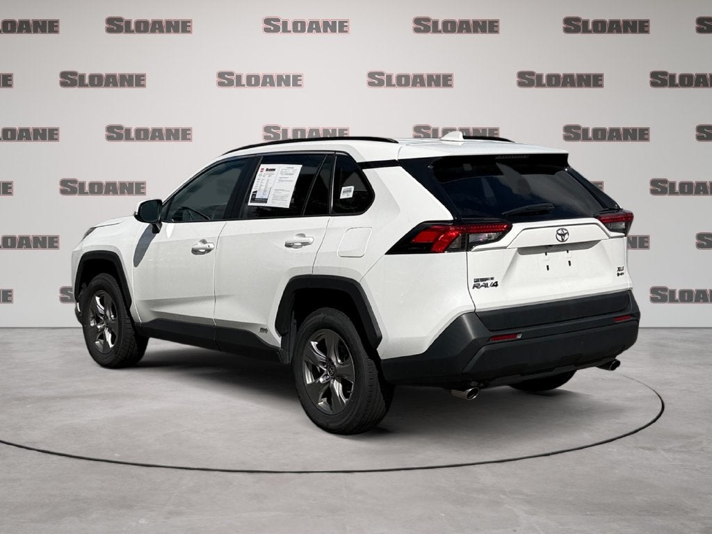 2025 Toyota RAV4 Hybrid XLE