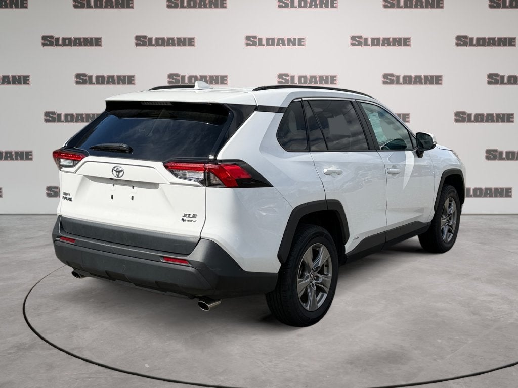 2025 Toyota RAV4 Hybrid XLE