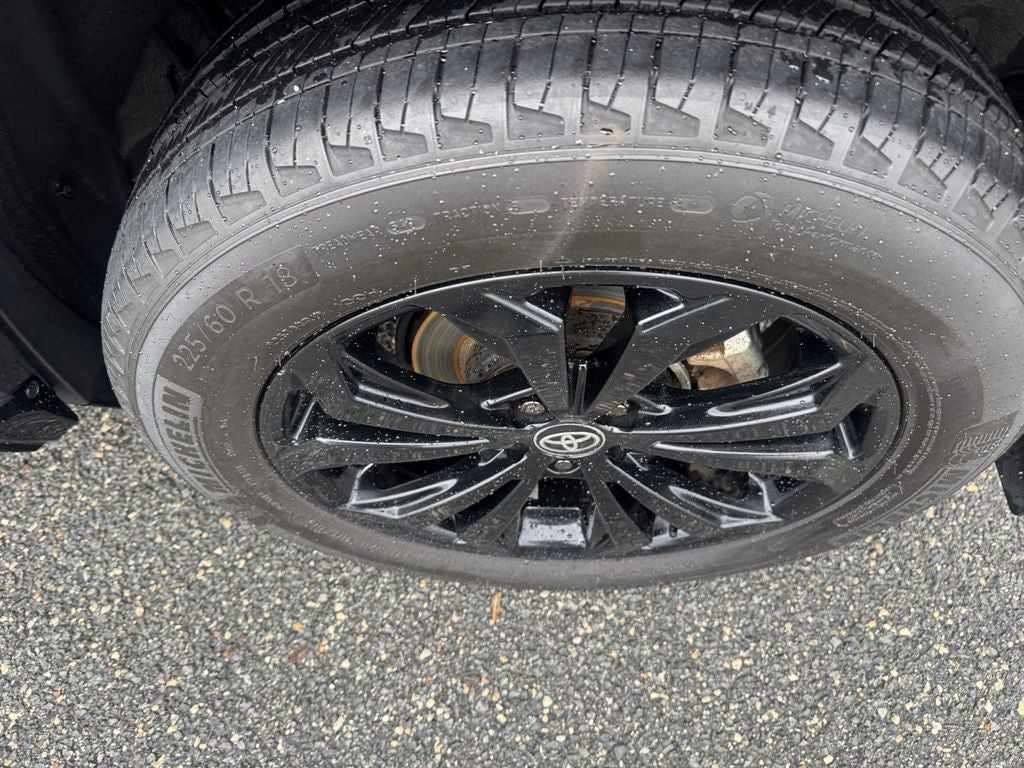 2024 Toyota RAV4 Hybrid SE