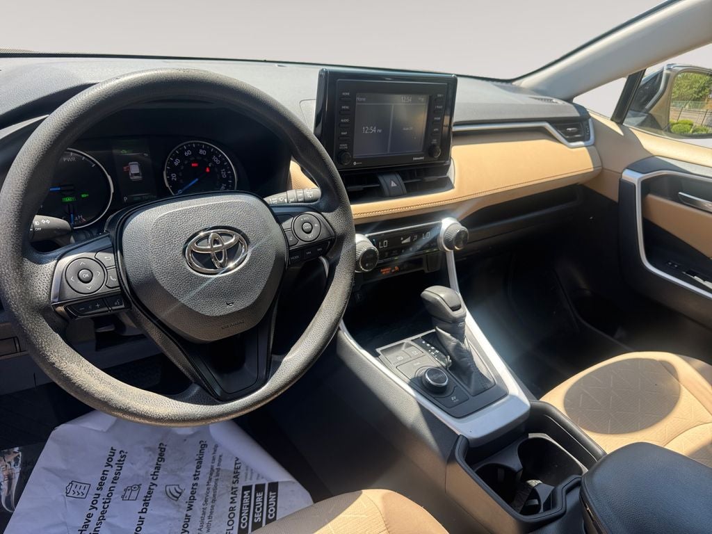 2021 Toyota RAV4 Hybrid XLE
