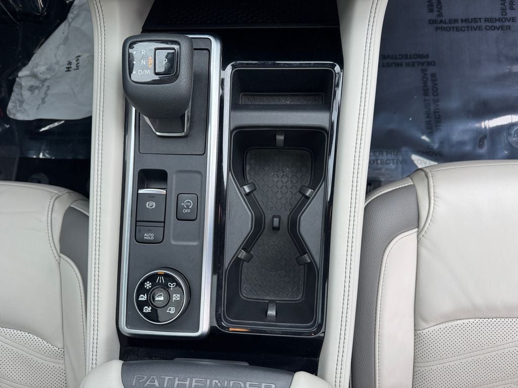 2022 Nissan Pathfinder Platinum