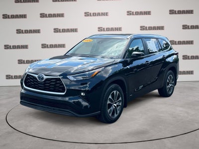 2024 Toyota Highlander Hybrid XLE