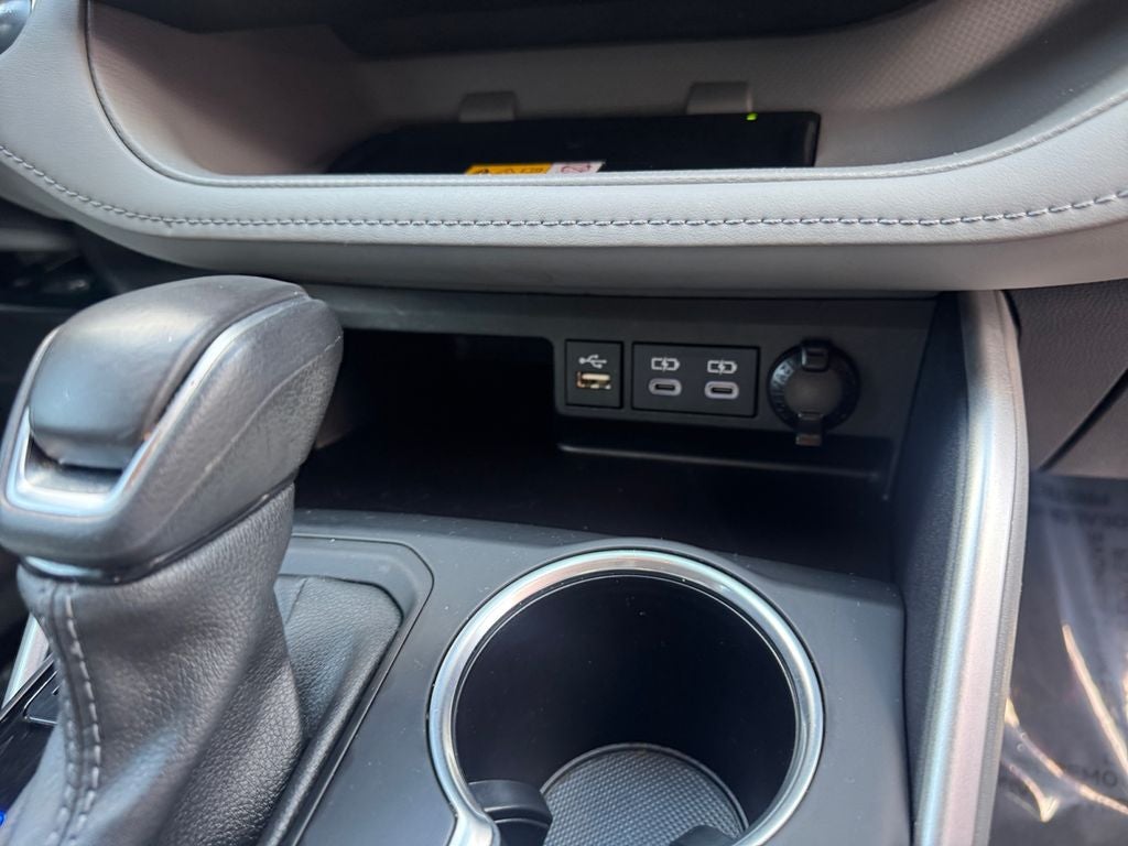 2024 Toyota Highlander Hybrid XLE