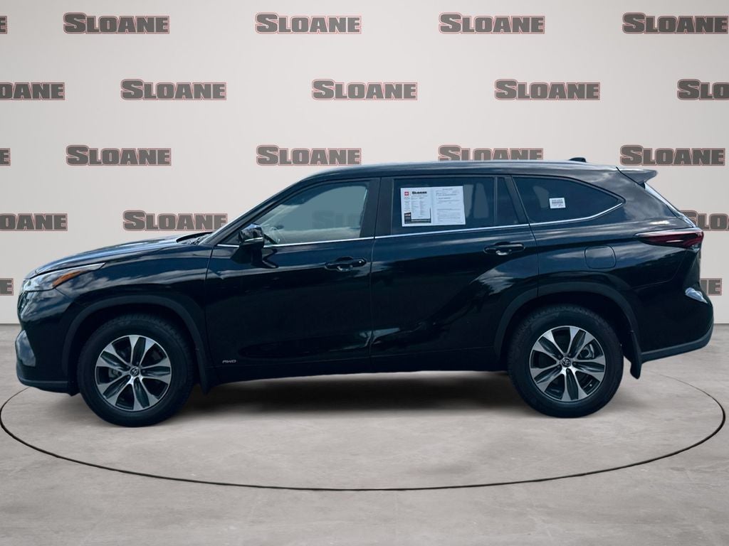 2024 Toyota Highlander Hybrid XLE