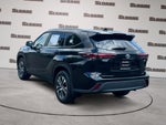 2024 Toyota Highlander Hybrid XLE