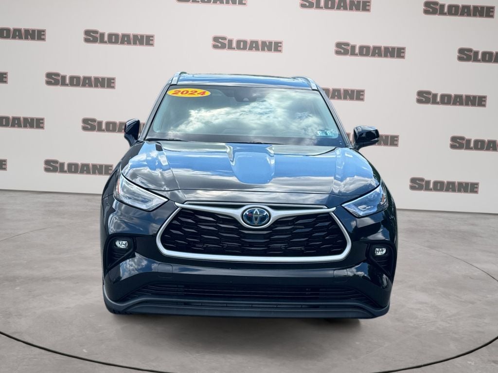 2024 Toyota Highlander Hybrid XLE