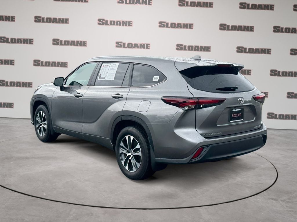 2025 Toyota Highlander XLE