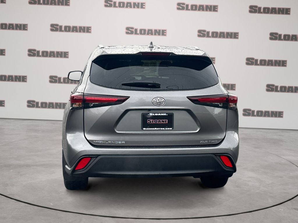 2025 Toyota Highlander XLE
