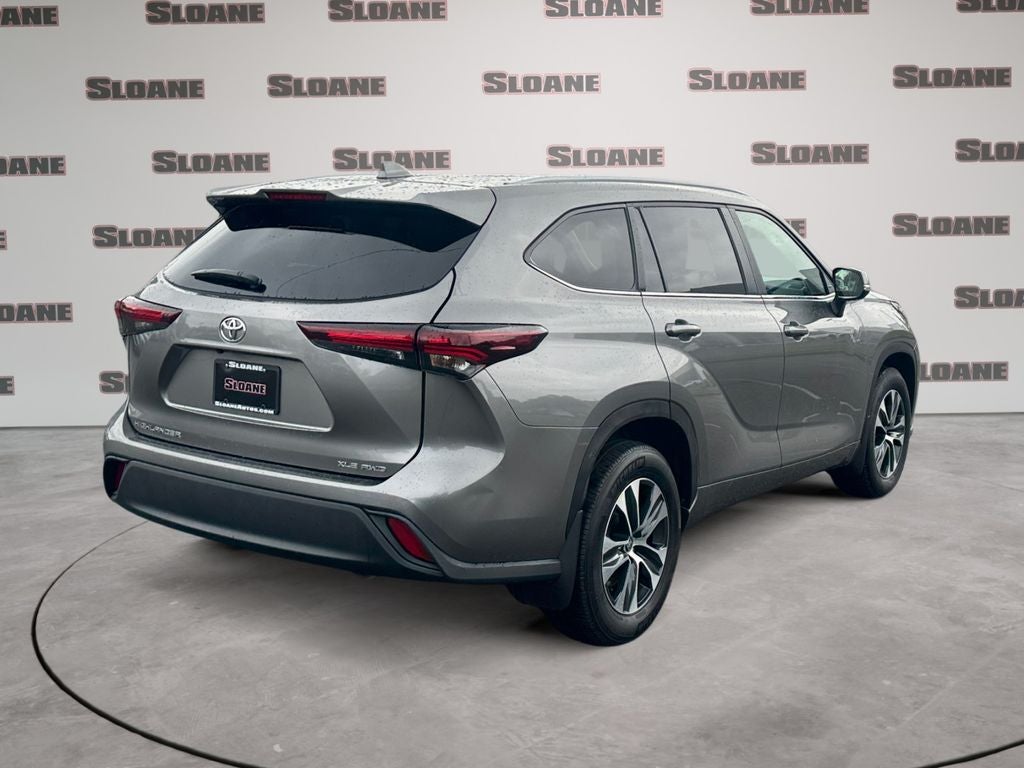 2025 Toyota Highlander XLE