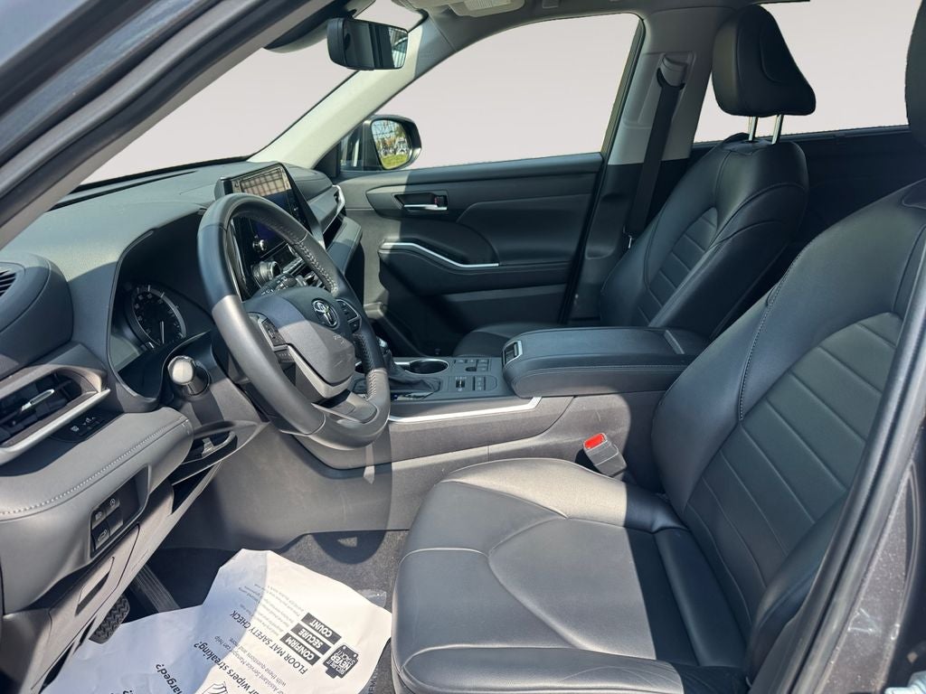 2024 Toyota Highlander XLE