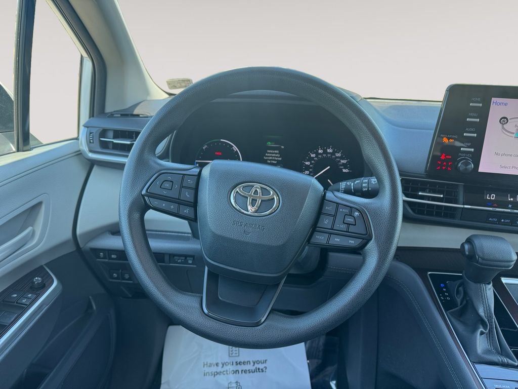 2024 Toyota Sienna LE 8 Passenger