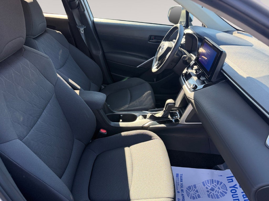 2024 Toyota Corolla Cross LE