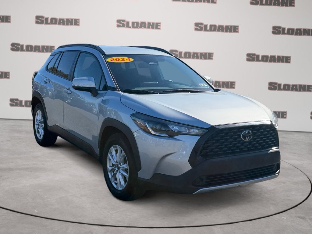 2024 Toyota Corolla Cross LE
