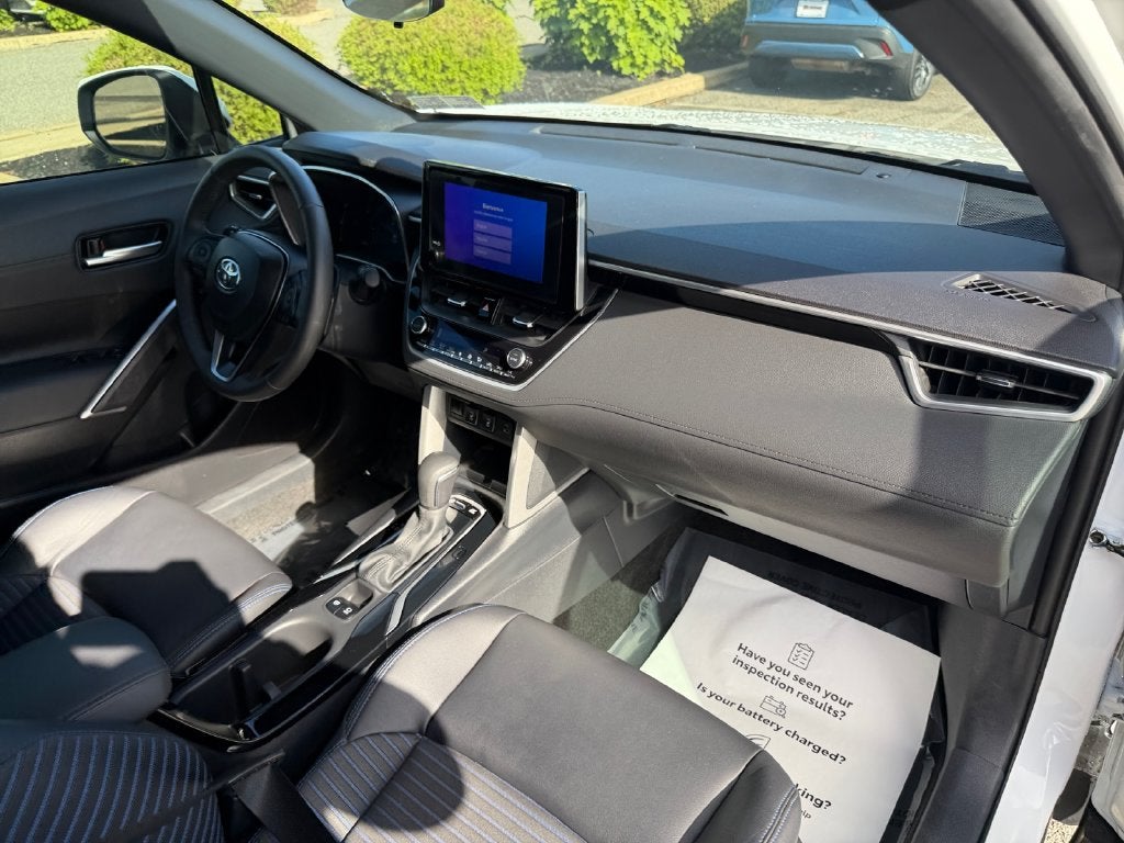 2024 Toyota Corolla Cross Hybrid XSE