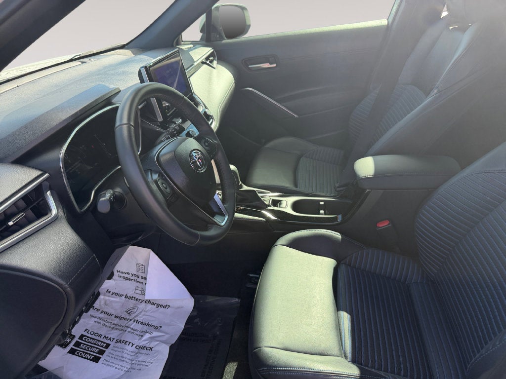 2024 Toyota Corolla Cross Hybrid XSE
