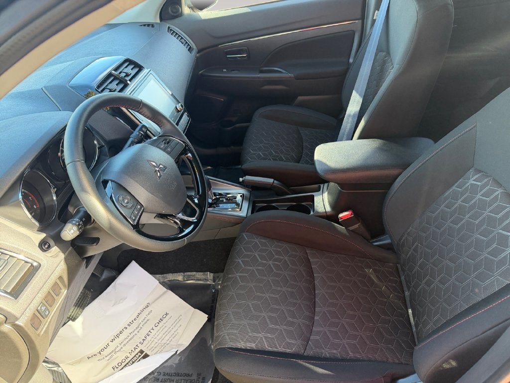 2026 Mitsubishi Outlander Sport 2.0 LE