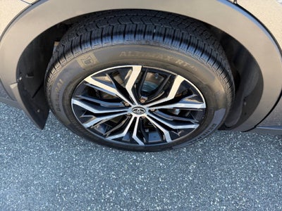 2023 Toyota Crown XLE