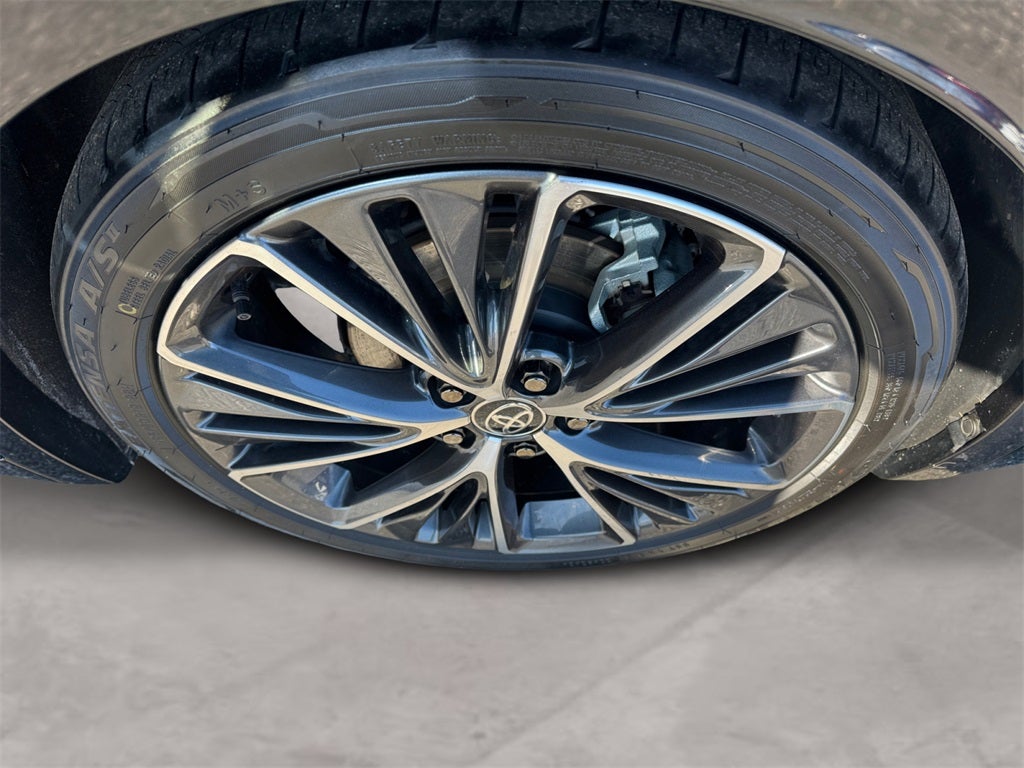 2024 Toyota Prius XLE