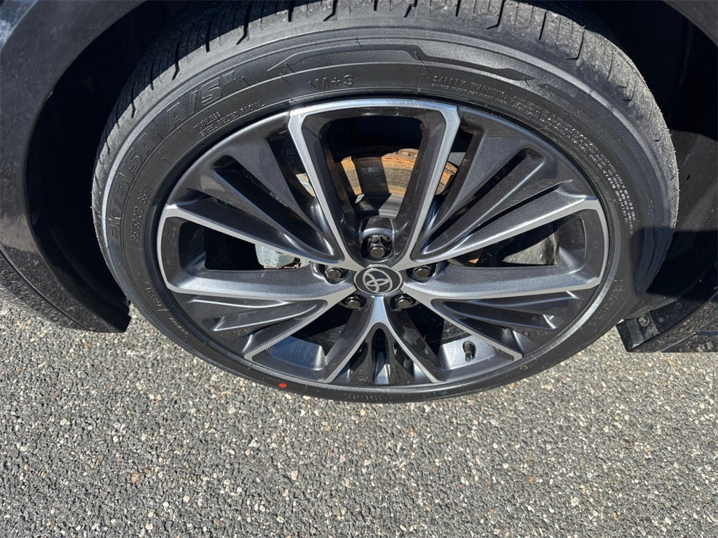 2024 Toyota Prius XLE