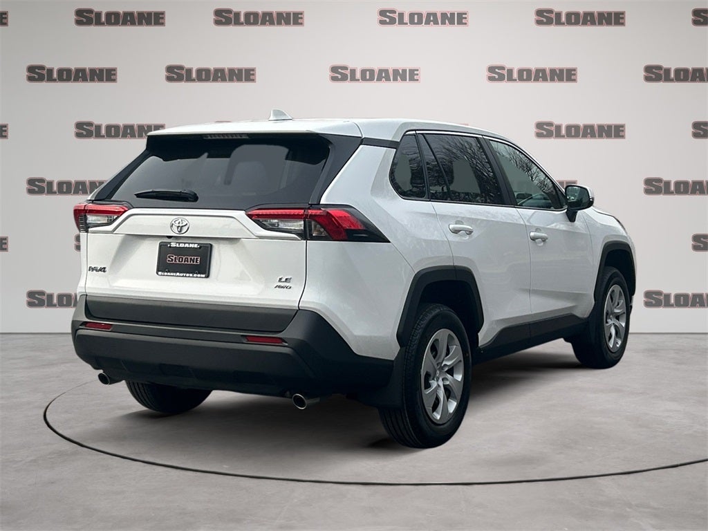 2025 Toyota RAV4 LE