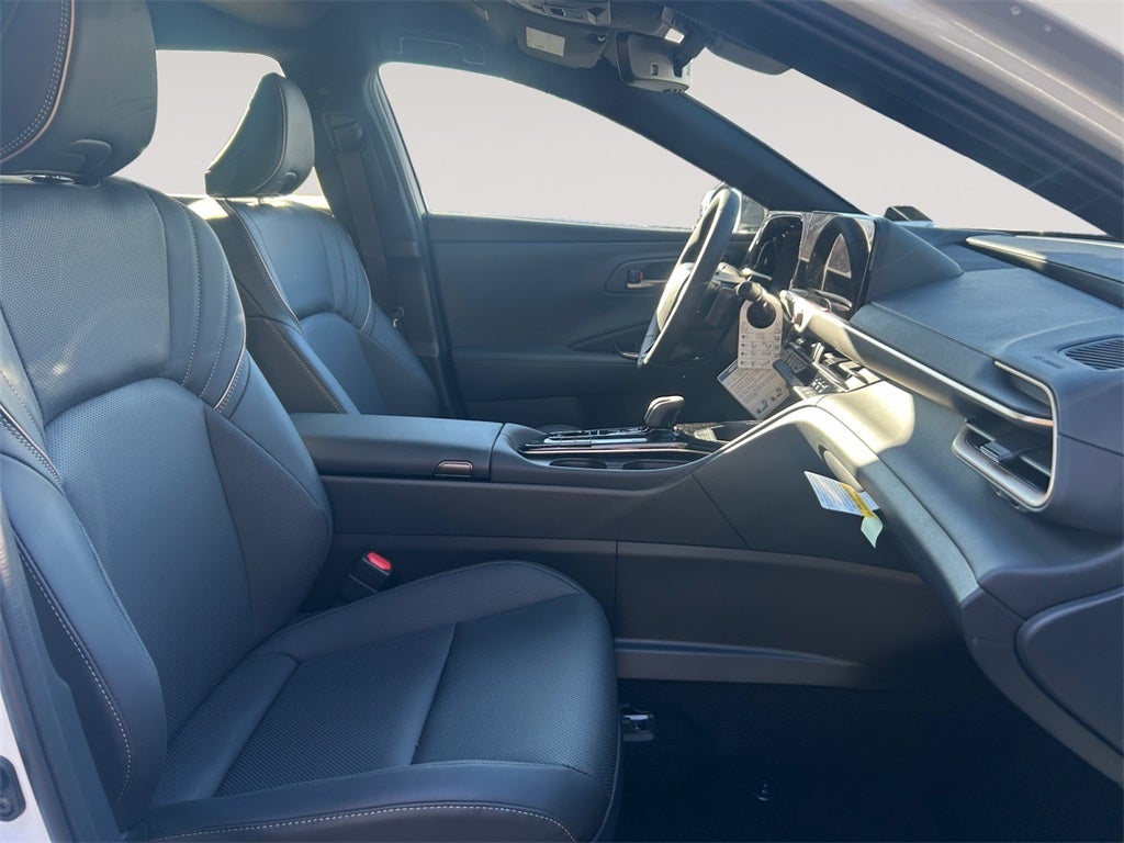 2025 Toyota Toyota Crown Signia XLE