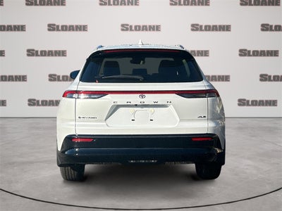 2025 Toyota Toyota Crown Signia XLE