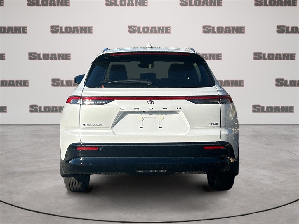 2025 Toyota Toyota Crown Signia XLE