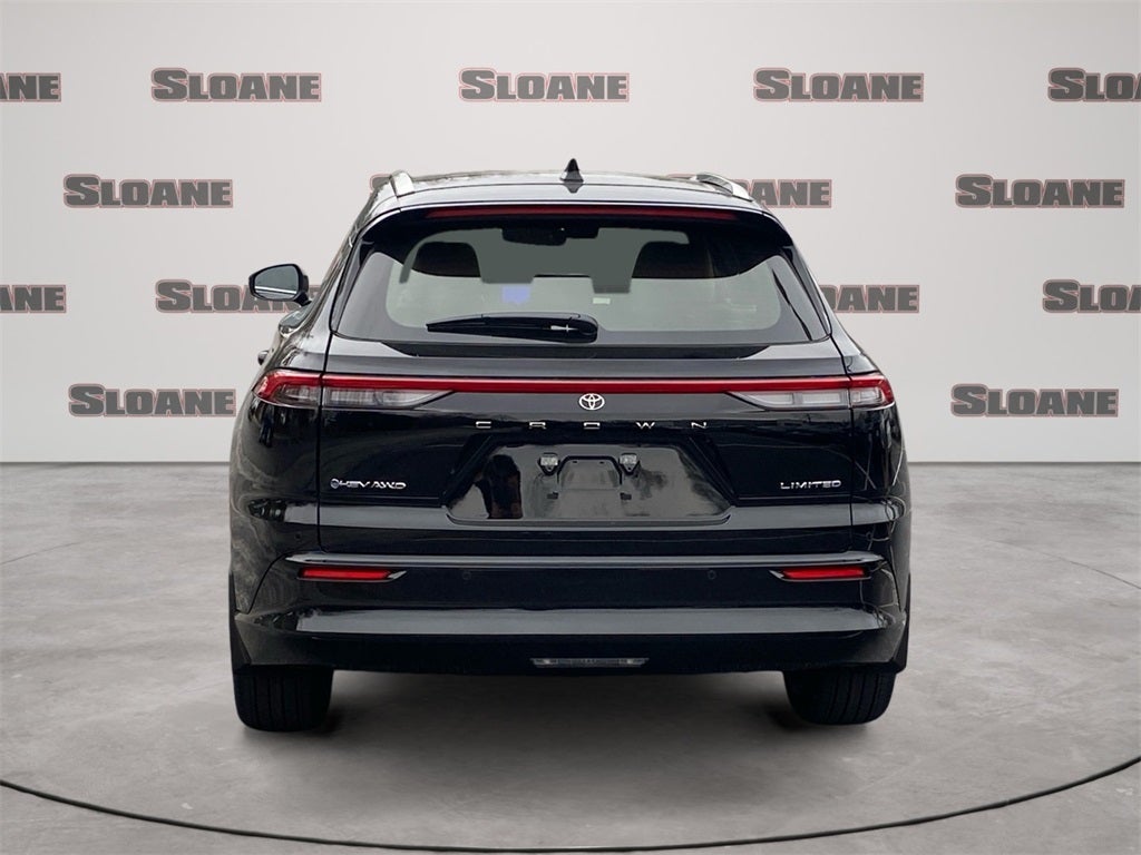 2025 Toyota Toyota Crown Signia Limited