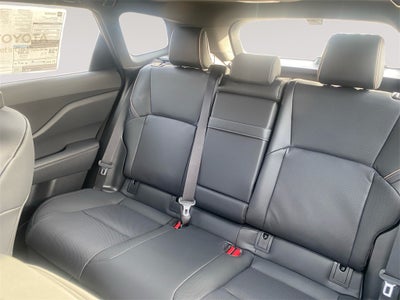 2026 Toyota Toyota Crown Signia Limited