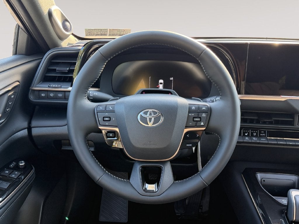 2026 Toyota Toyota Crown Signia Limited