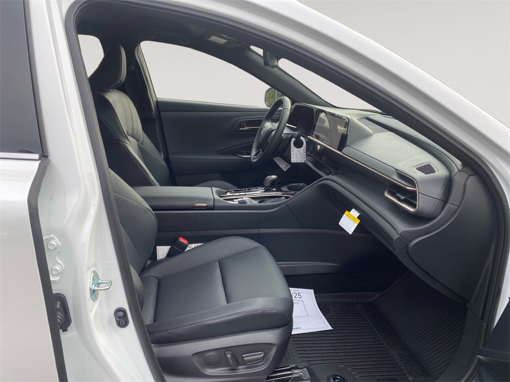 2025 Toyota Toyota Crown Signia XLE