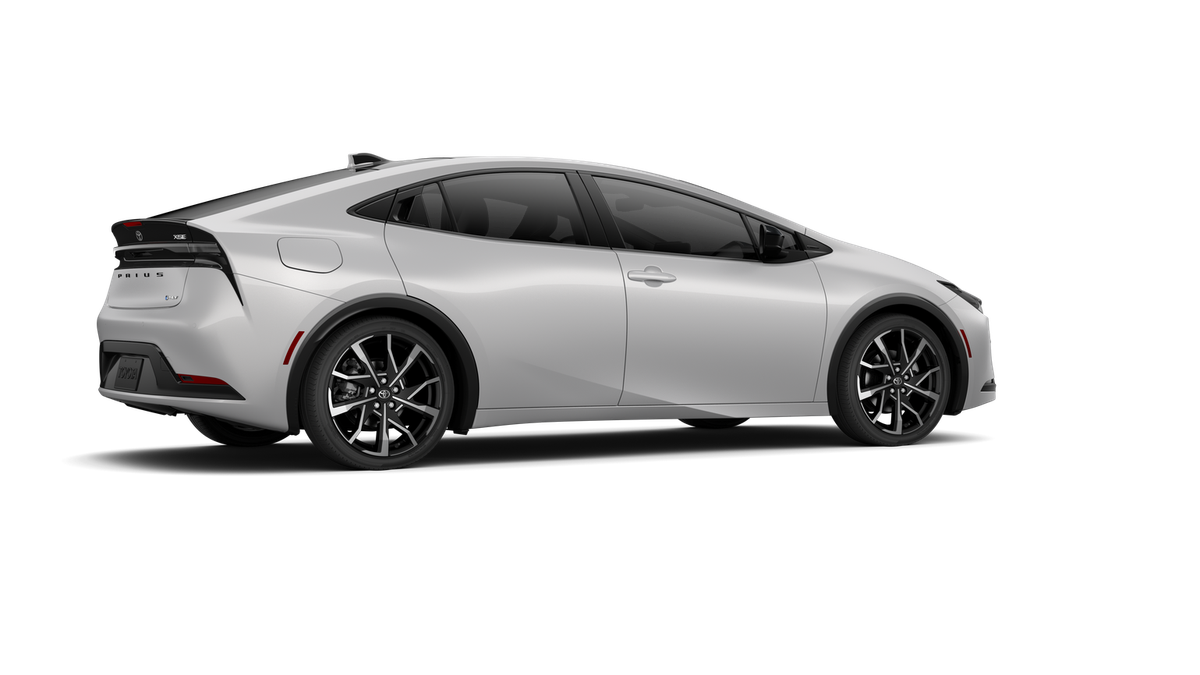 2027 Toyota Prius Plug-in Hybrid XSE